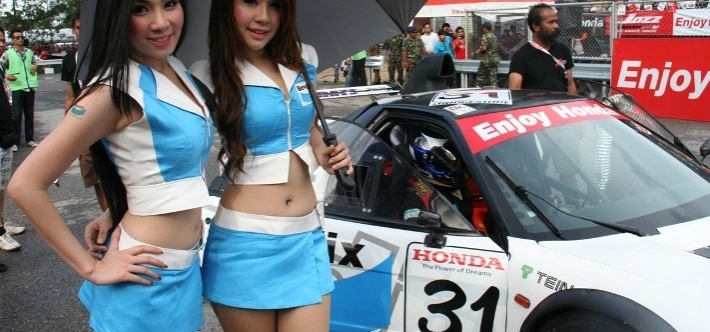 จบไปเรียบร้อยแล้วกับกิจกรรมการแข่งขันรถยนต์ทางเรียบ Honda Racing Fest 2011  สนามที่ 4 สนามสะพานหิน จ.ภูเก็ต