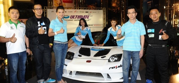 ภาพงานแถลงข่าว Bendix Ultimate Petcharat Racing Project Honda NSX-K20A @ Paragon Cineplex